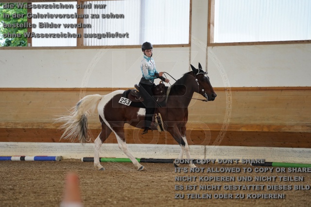 s_A_902539.JPG